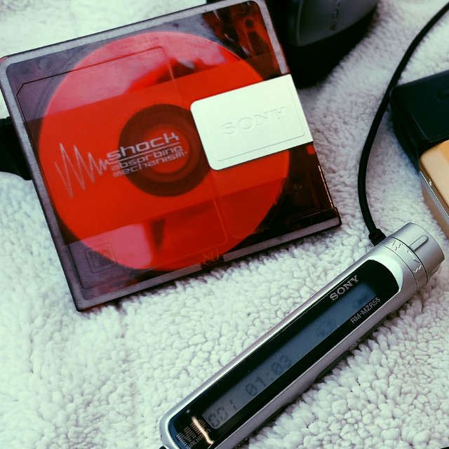 Red Sony MiniDisc with remote control